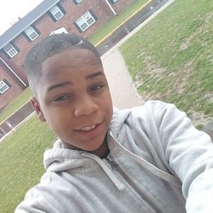 Meet your Posher, Darrelle